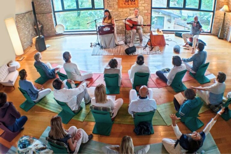 Ritiro Mantra e Meditazione ad Assisi 6 poster ritiro agosto