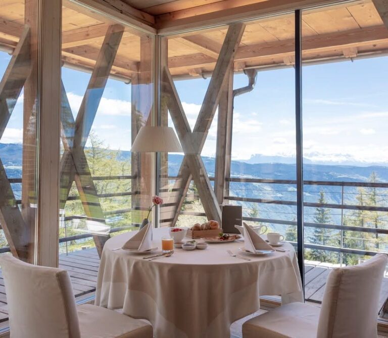 Yoga Retreat al vigilius Mountain Resort, Alto Adige