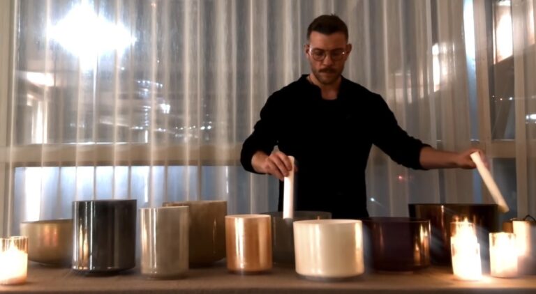 Sound bath ad Ancoats con tisana di mugwort 11 395b6109 e9cb 4129 9c03 bbcee41841c6