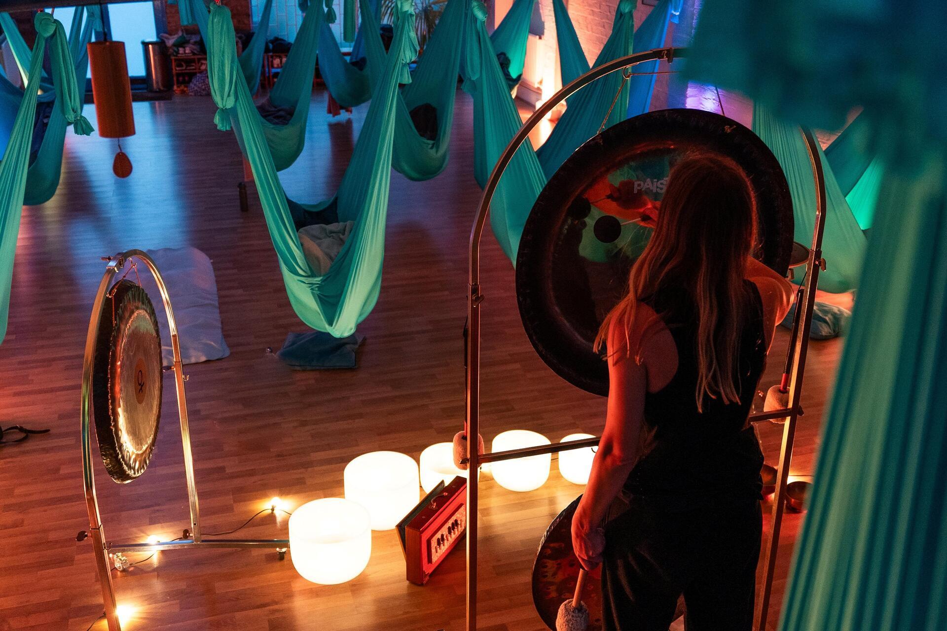 Meditazione sonora con gong in amache 1 4d41c627 f644 4900 96f3 ce1e38dc63fb